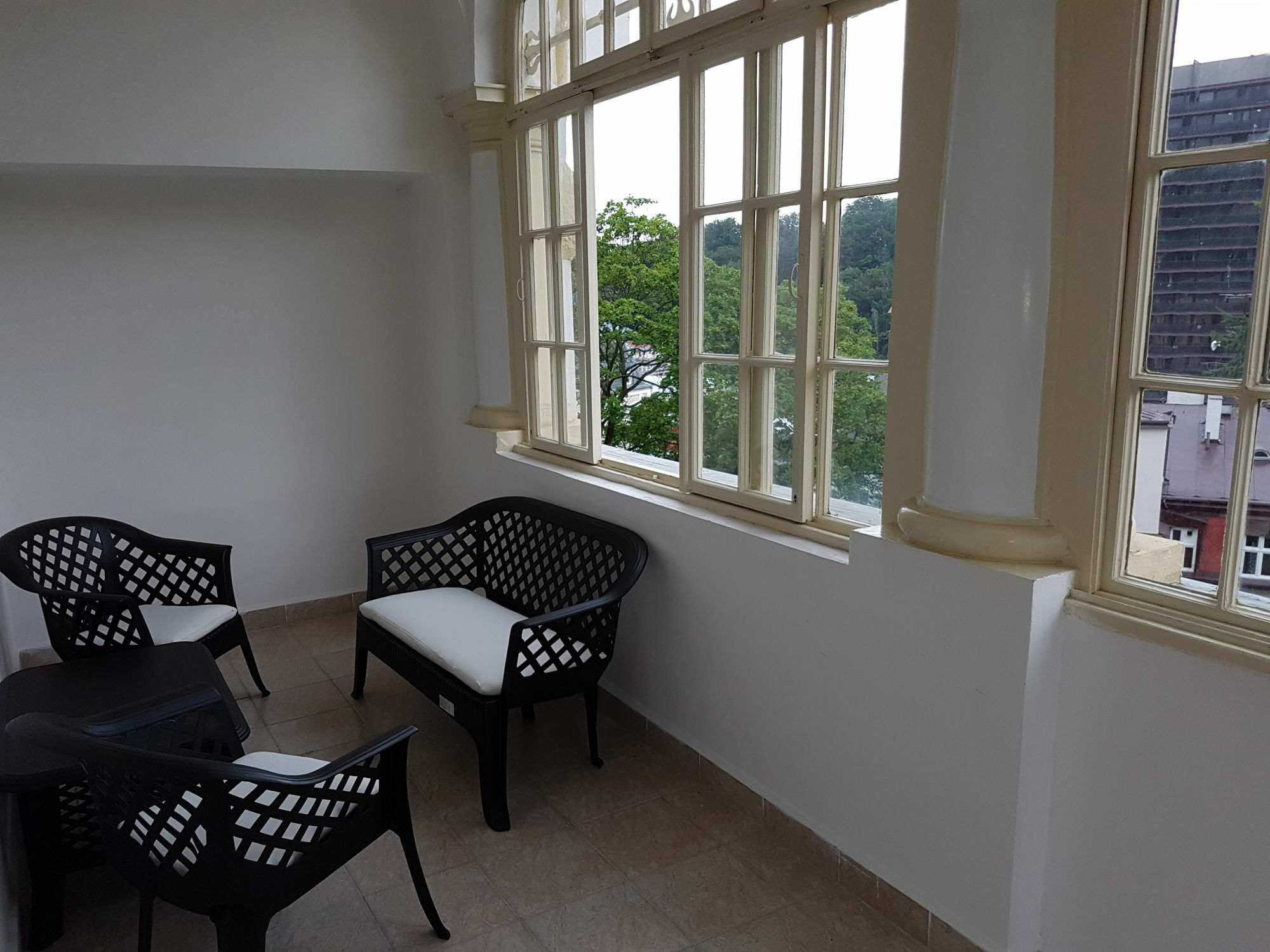 Villa Sofia Apartments كارلوفي فاري المظهر الخارجي الصورة